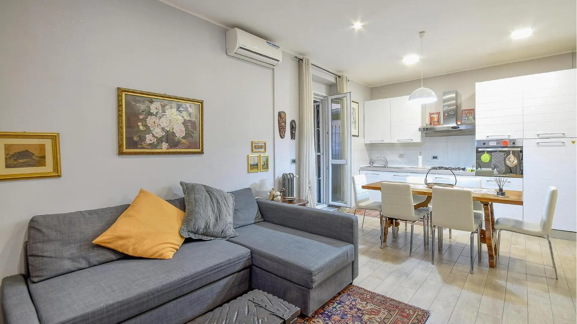Beautiful Apartment In Genova With Kitchen