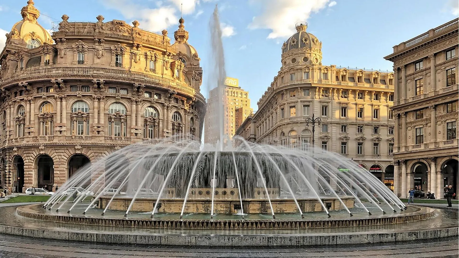 Beautiful Apartment In Genova With Kitchen Италия